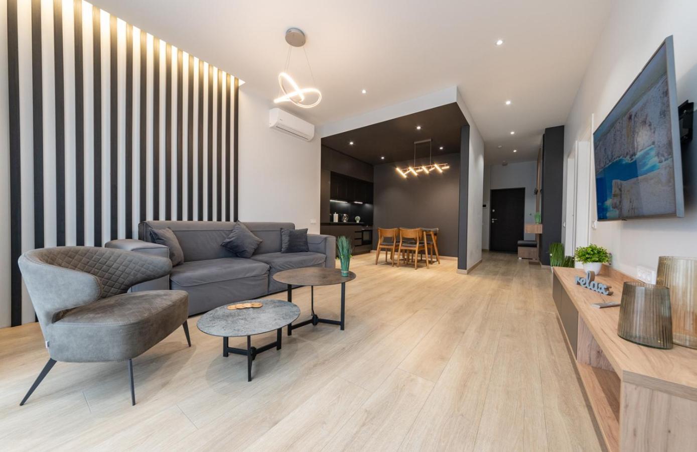 Royal Tower Residence Big Vip Apartment In Center Floor 27 Kiev Eksteriør billede
