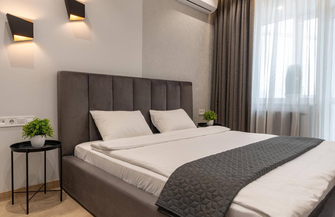 Royal Tower Residence Big Vip Apartment In Center Floor 27 Kiev Eksteriør billede
