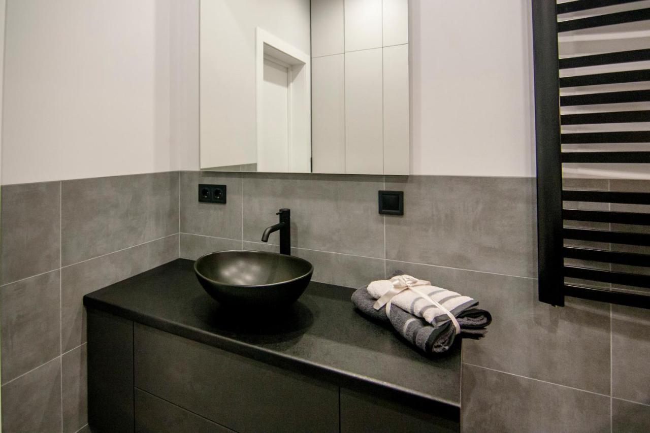 Royal Tower Residence Big Vip Apartment In Center Floor 27 Kiev Eksteriør billede